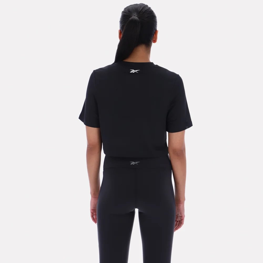 Top Deportivo Trainning | Sloan Core Graphic Crop Top | Mujer - Imagen 2