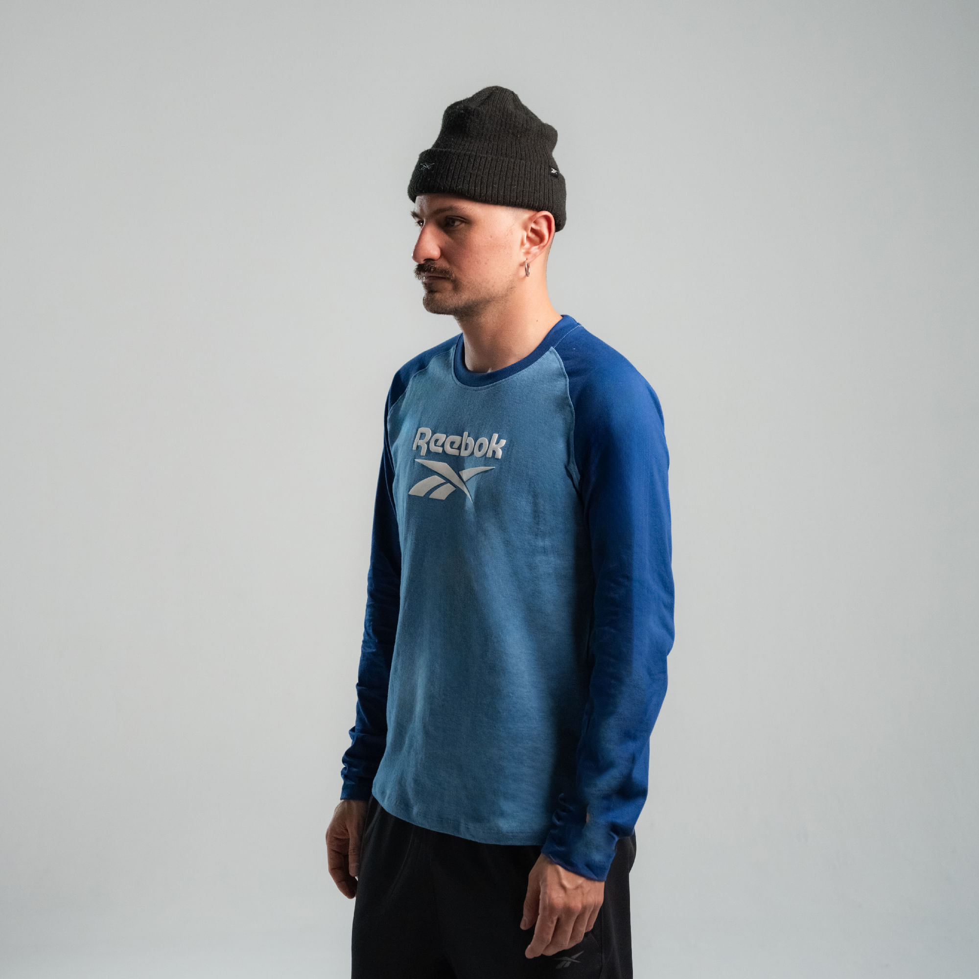 Camiseta Classics | Ranglan Chest Logo Tee | Hombre - Imagen 2