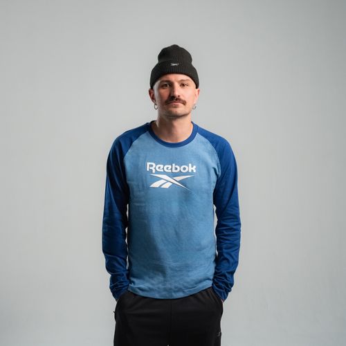 Camiseta Classics | Ranglan Chest Logo Tee | Hombre