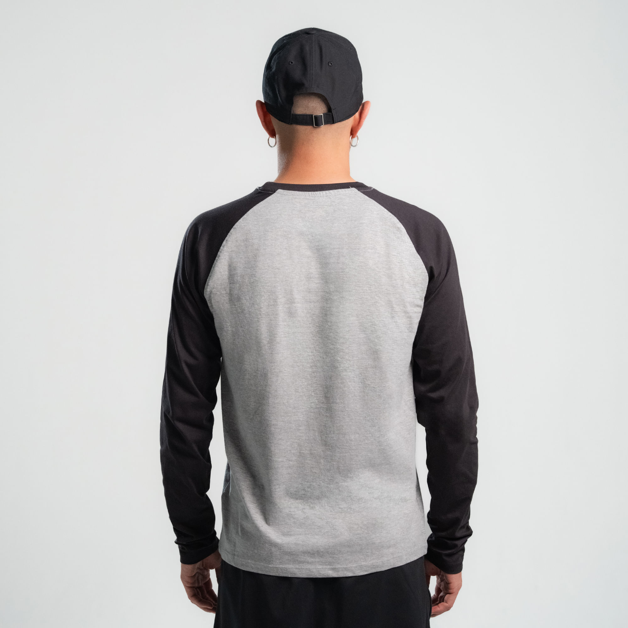 Camiseta Classics | Ranglan Chest Logo Tee | Hombre - Imagen 3