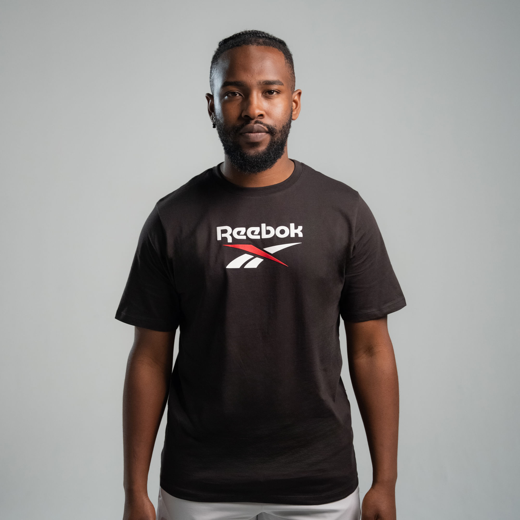 Camiseta Classics | Mid Stack Logo Tee | Hombre - Imagen 1