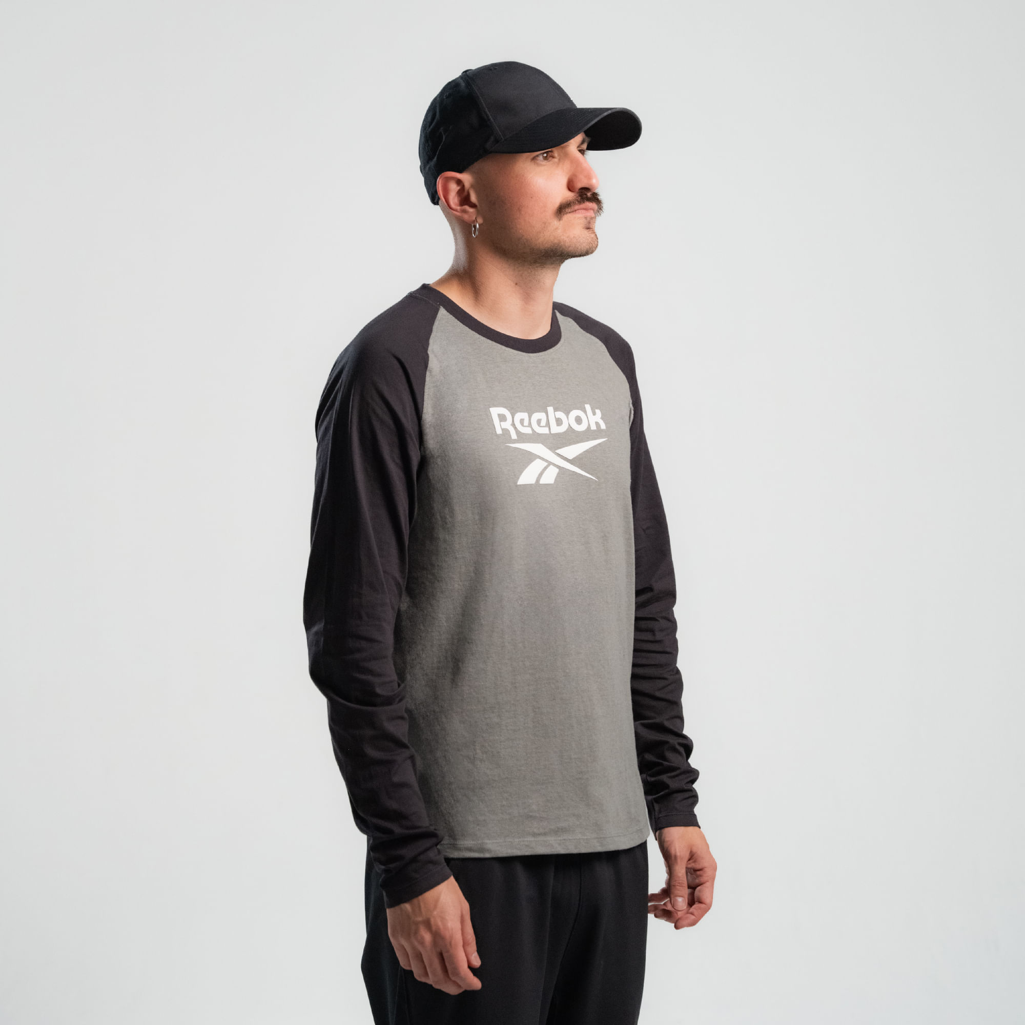 Camiseta Classics | Ranglan Chest Logo Tee | Hombre - Imagen 2