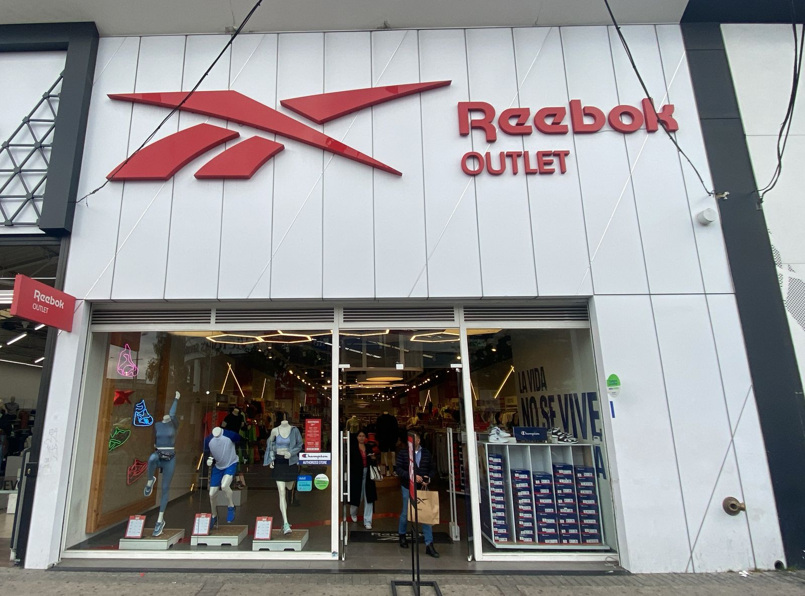 Tienda RBK Outlet Americas
